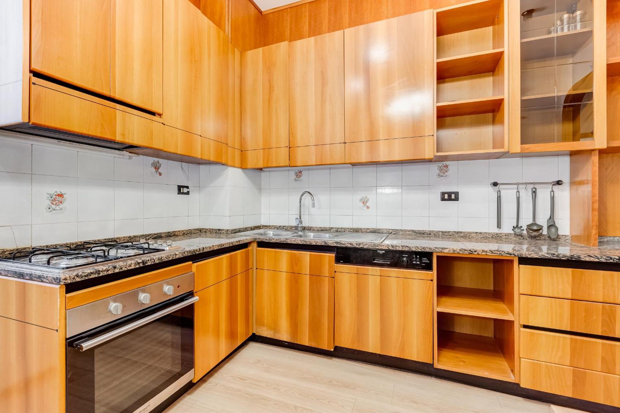 New Vatican Big Apartment - Romedreamhome * Rome