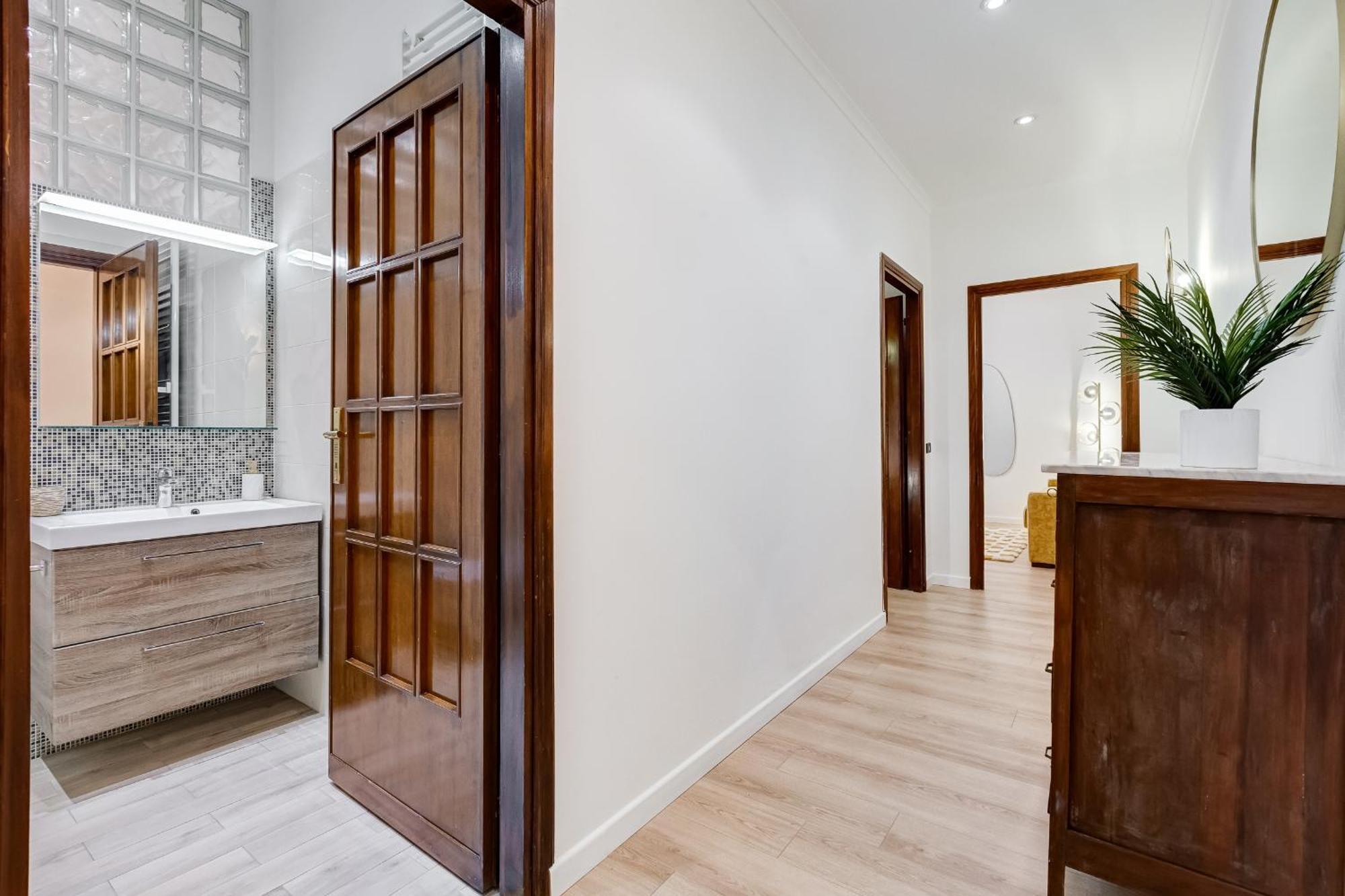 New Vatican Big Apartment - Romedreamhome Apartment *