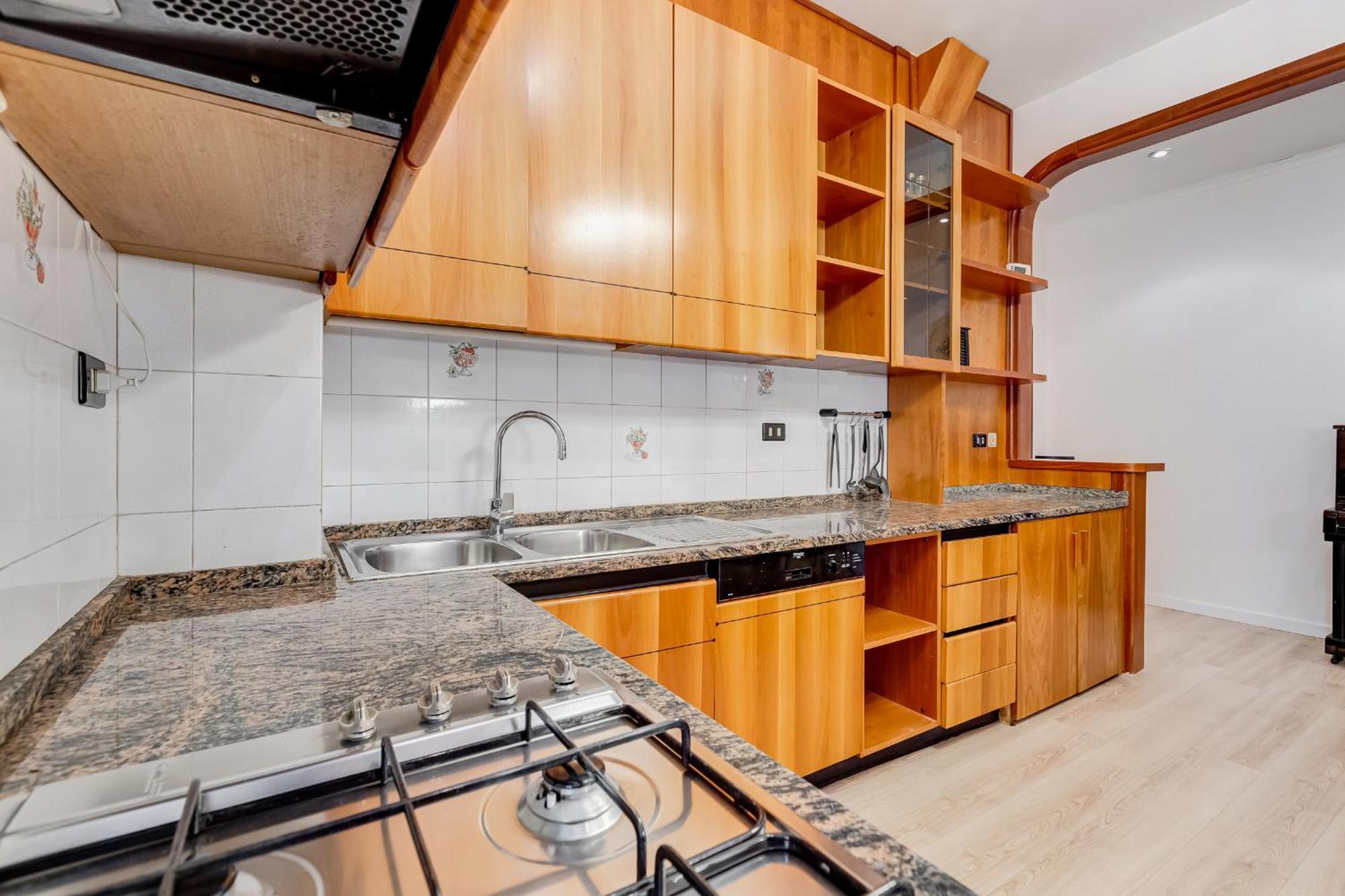 New Vatican Big Apartment - Romedreamhome * Rome