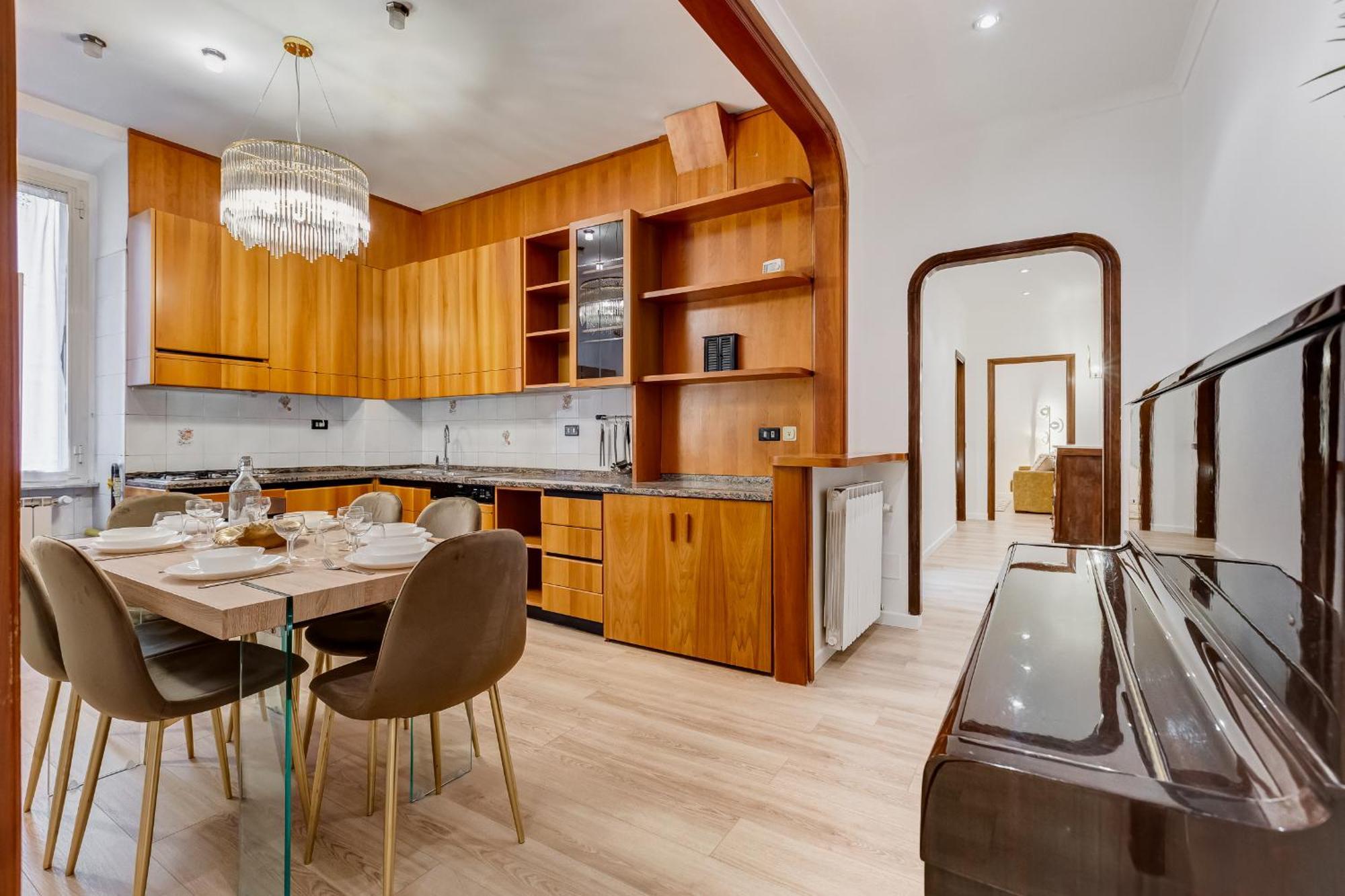 New Vatican Big Apartment - Romedreamhome