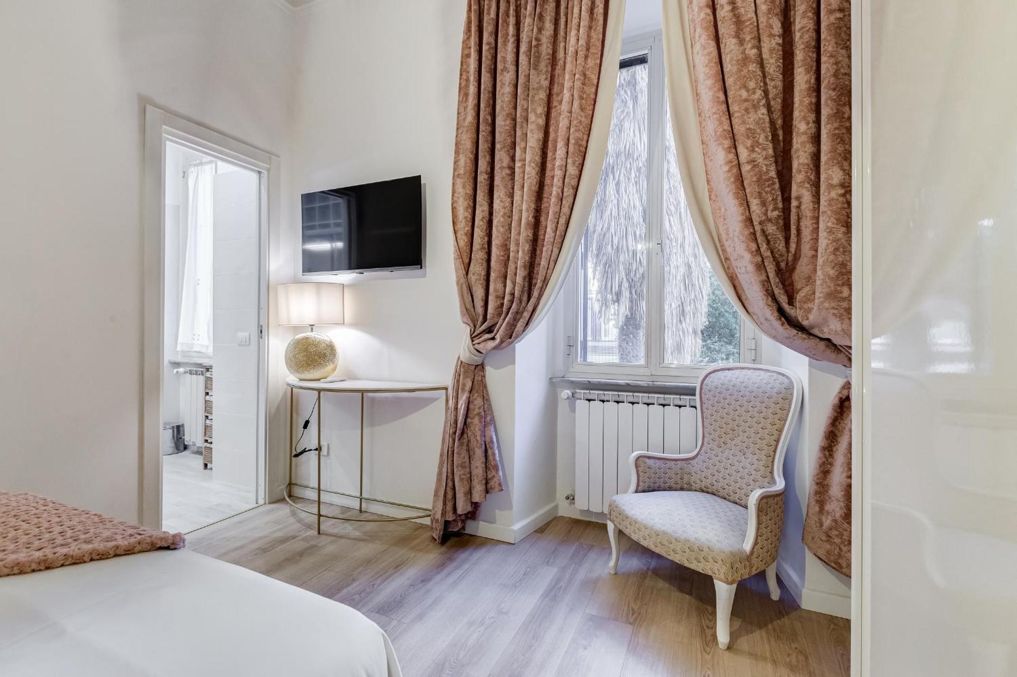 New Vatican Big Apartment - Romedreamhome Apartment
