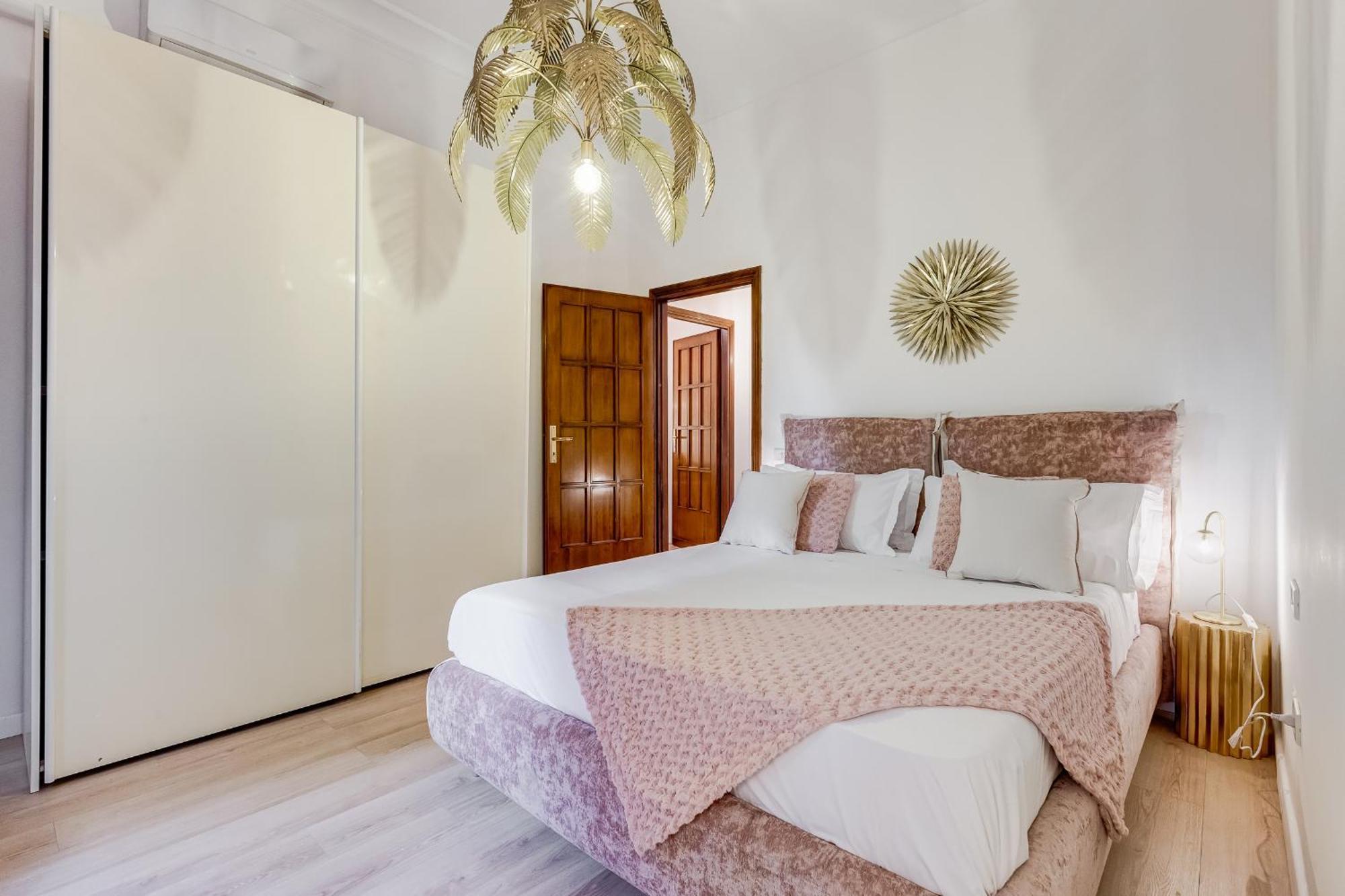 New Vatican Big Apartment - Romedreamhome Apartment *